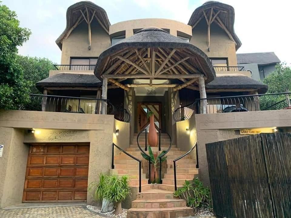 Moquini House Wilderness Hotel ภายนอก รูปภาพ