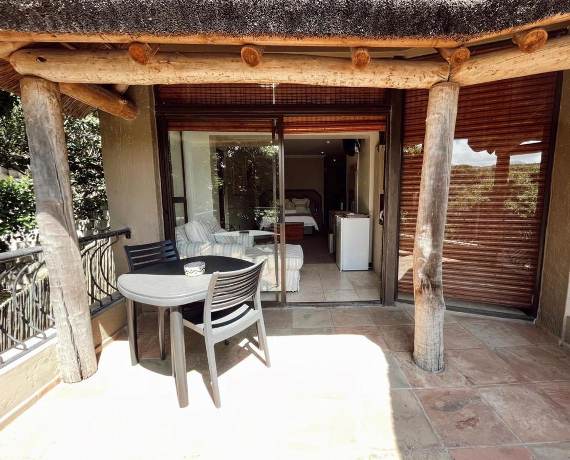 Moquini House Wilderness Hotel ภายนอก รูปภาพ